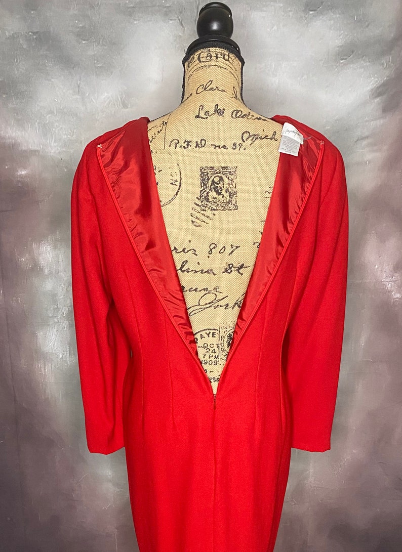 Vintage Dress, 80s Dress, Long Sleeve Dress, Red Dress, Hourglass Dress, Below the Knee Dress, Big Shoulder Dress, Fitted Waist Dress,Medium