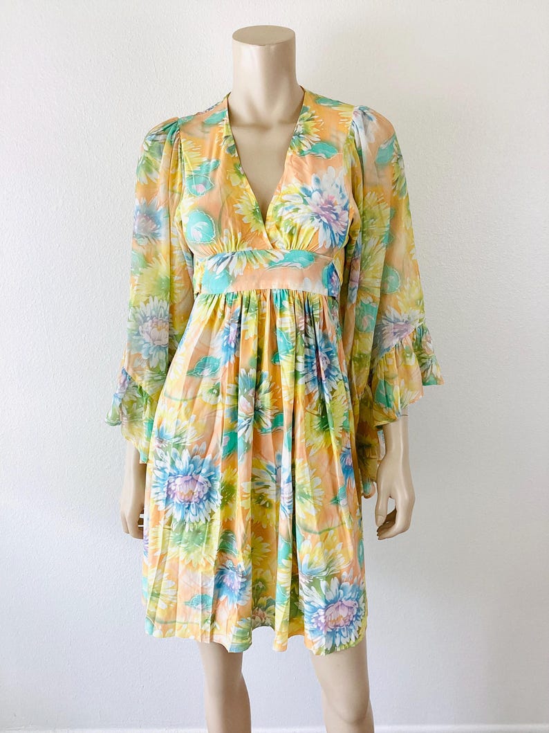 Vintage 1970s HUGE RUFFLED BUTTERFLY Sleeve Floral Print Empire Waist Mini Dress / Hippie Boho Style