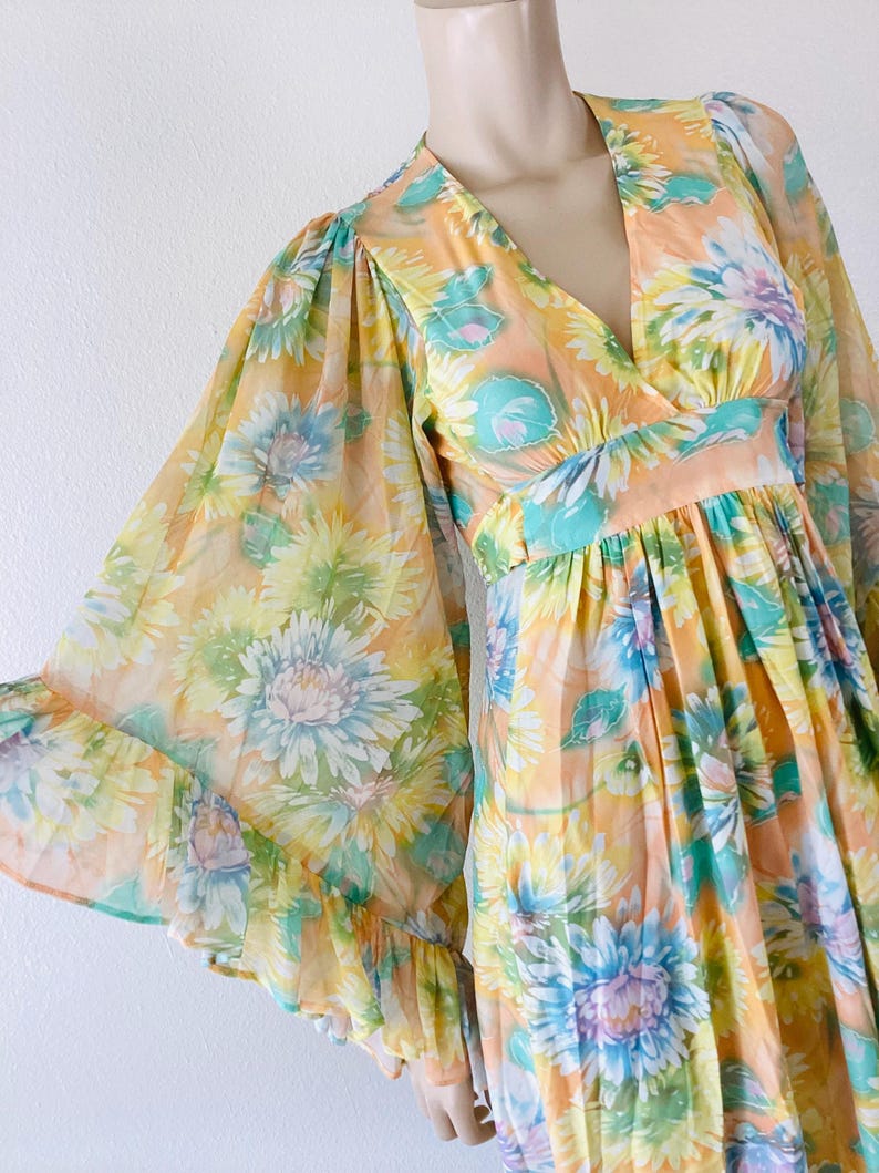 Vintage 1970s HUGE RUFFLED BUTTERFLY Sleeve Floral Print Empire Waist Mini Dress / Hippie Boho Style