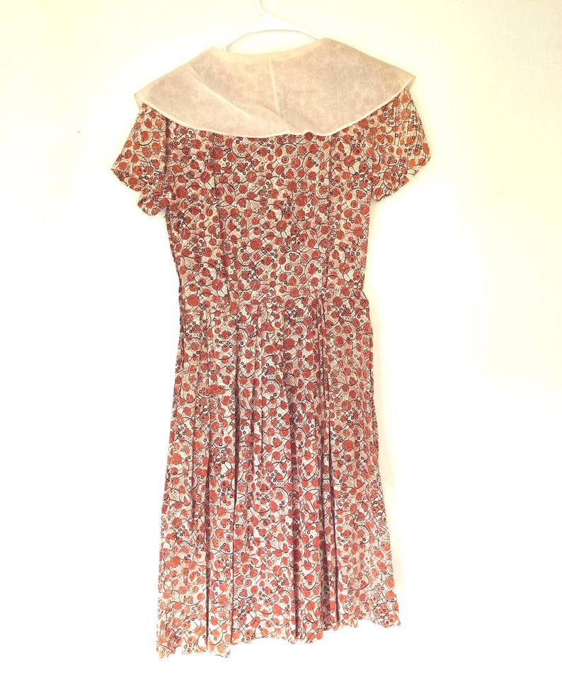 1940s Geometric Dress: Orange Circle Pattern with Collar, Size Large